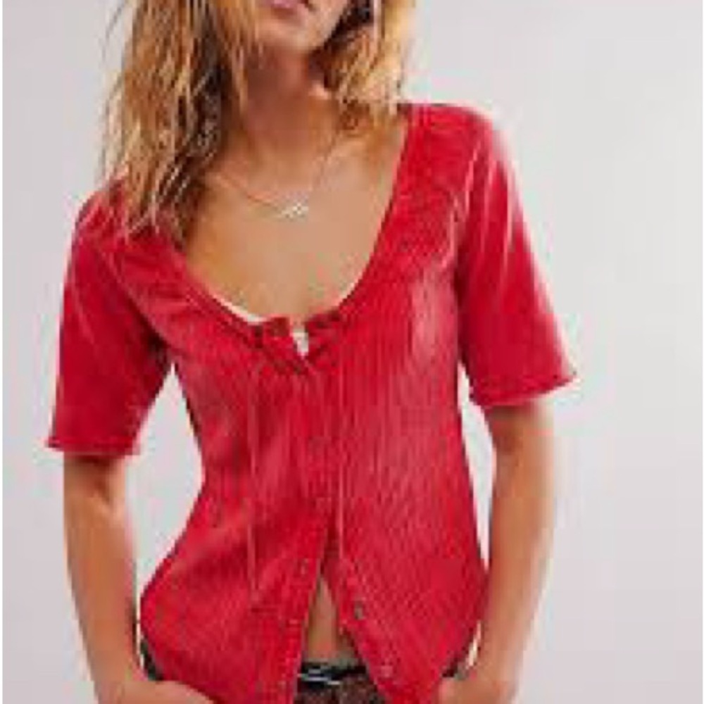 We the free daisy top Red: large